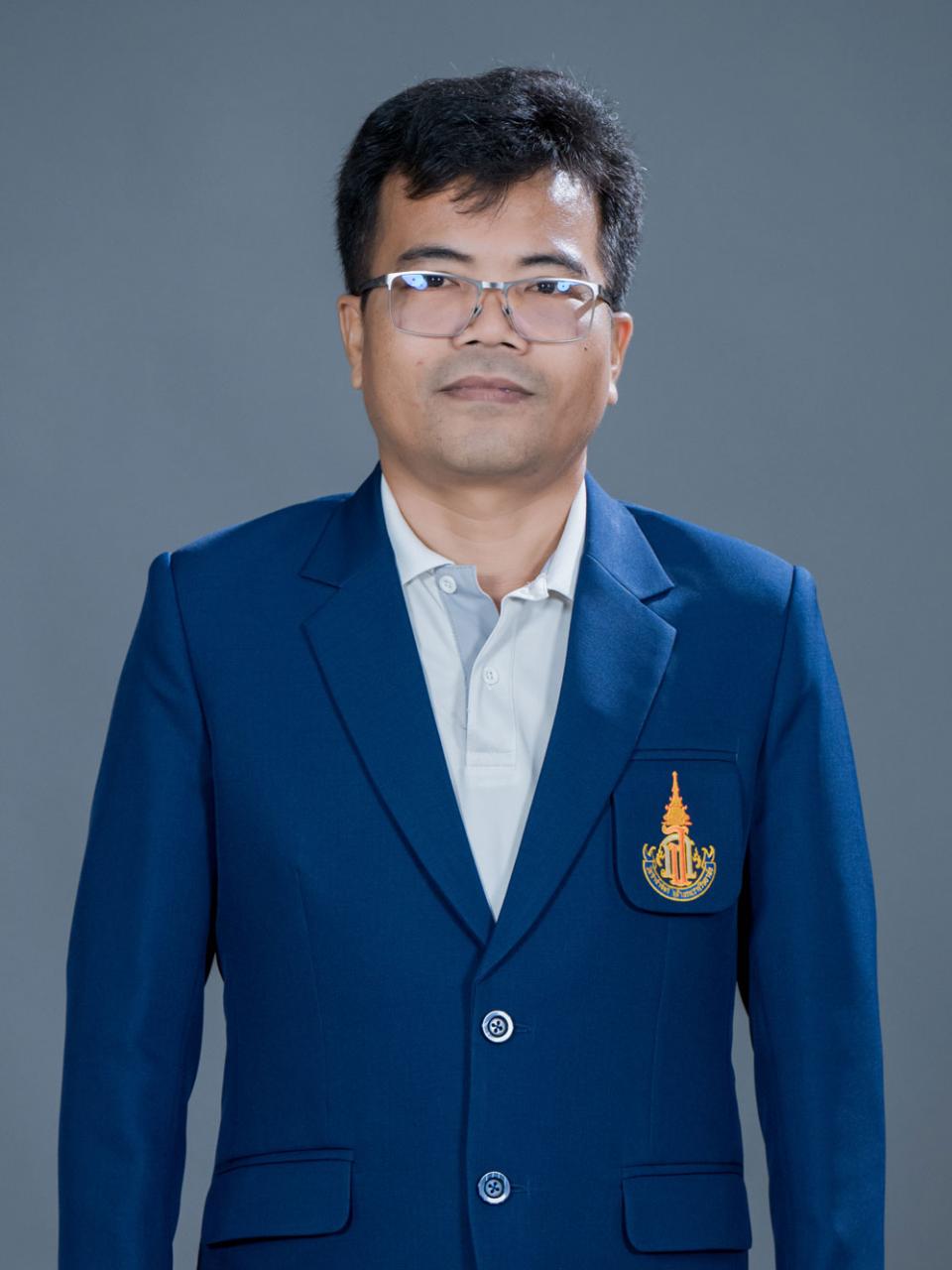 นายขรรค์ชัย   วงศ์สิทธิ์